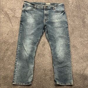 Wrangler Men's Denim Slim Straight Jeans 42x30